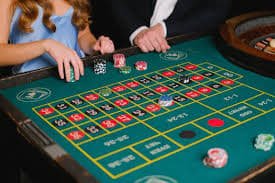 818slost Slots ကစားနည်း MMK ငွေသွင်းပြီး Spin ခလုတ်နှိပ်